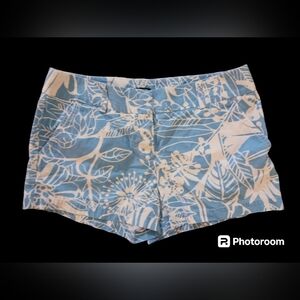 J.CREW CITY FIT SHORTS. Womens.  Size 8. Blue & white.